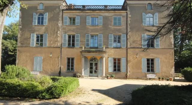 Chateau des Poccards, Varaa Hotelli Hurigny Burgundi