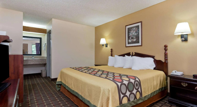 Двухместный номер Standard Super 8 by Wyndham Franklin Hwy 31
