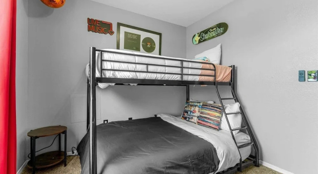 Branson Lights Overlook Pool, Rezerwuj Apartament Hotele w Missouri z parkingiem, Parking