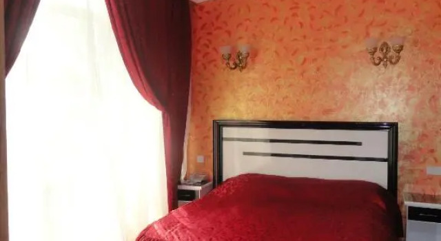 Люкс Diana Hotel