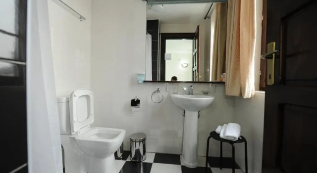 Standardowy trzyosobowy pokój Hotel Theatre