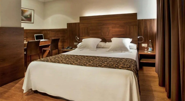 Номер Superior Ibis Styles Figueres Ronda