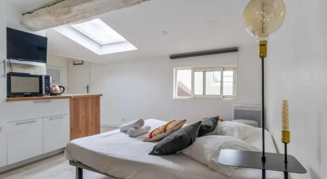 Студия Superior Charming studio in the historic district in Aix-en-Provence - Welkeys