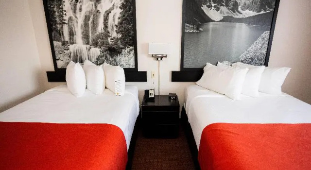 Номер Deluxe Super 8 by Wyndham Drayton Valley