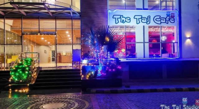 Taj Studios-Serviced Studio Apartment(Free Bfast)