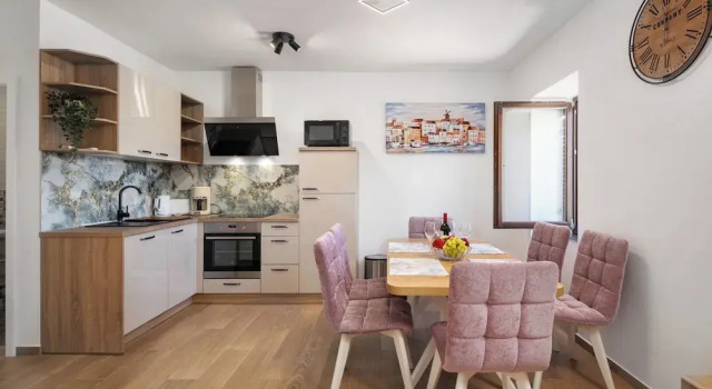 Апартаменты Seafront Apartments Nana