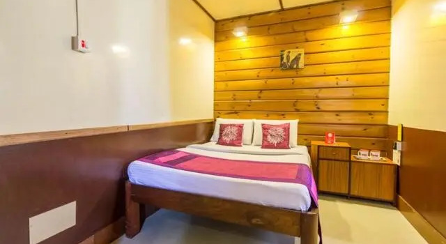Hotel Rainbow, Rezerwuj Hotel Hotele w Meghalaya z parkingiem, Parking