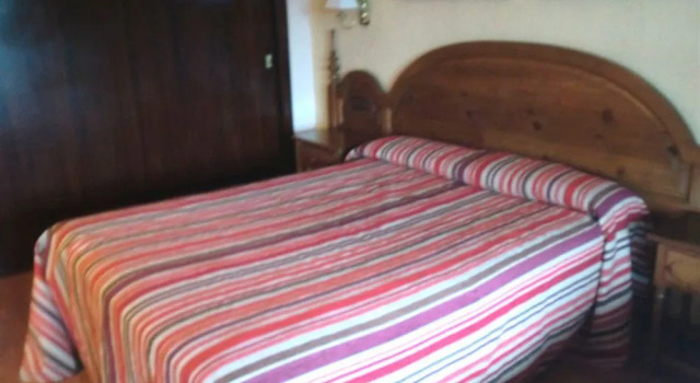 Hostal El Tozal, Забронировать Отель Отели Somontano 3 звезды, 3*
