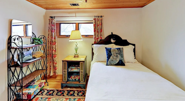 Magpie House 3 Bedrooms 2 Bathrooms Home