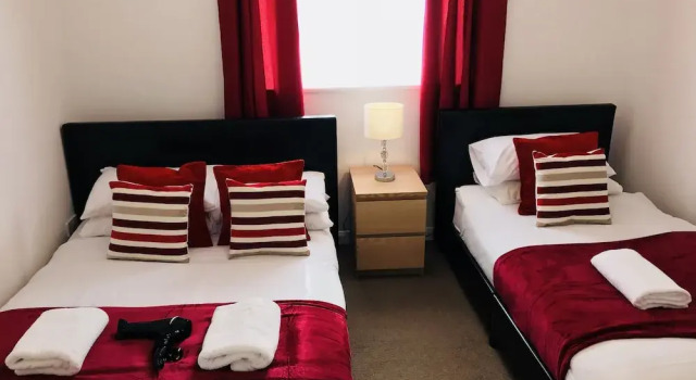 Коттедж Bicester One Bedroom House Sleeps 3 - Free Parking & Garden