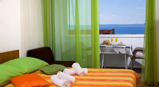 Студия Standard Apartments Ankica, beach located, sea view, free parking