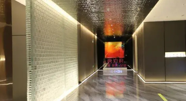GM Select Hotel