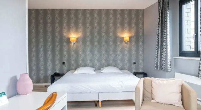 Полулюкс Logis Auberge Saint Thégonnec & son Restaurant