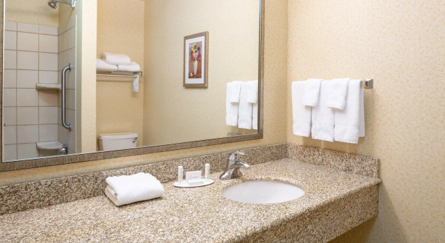 Двухместный номер Standard Fairfield Inn & Suites South Boston