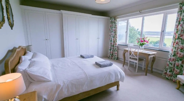 Cae'r Borth, Book Hotel Moelfre Anglesey