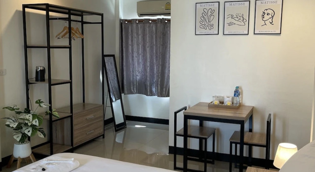 Номер Economy Ivory House Sriracha