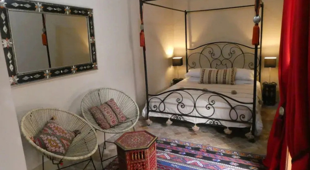 Camera Superior Riad Smara