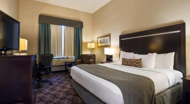 Номер Standard Best Western Plus Travel Hotel Toronto Airport