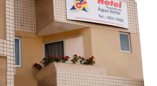 Hotel Pousada da Água Santa, Забронировать Отель Отели Итабира с парковкой, Парковка