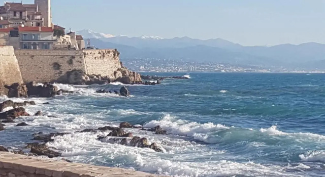 Апартаменты Penthouse Antibes apartment