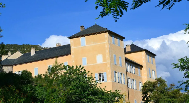 House With one Bedroom in Mostuéjouls, With Pool Access, Enclosed Gard