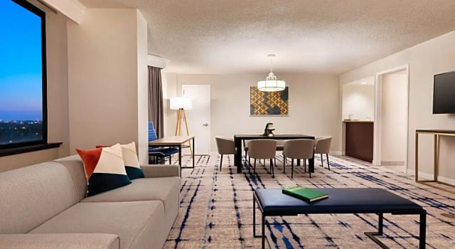 Люкс Crowne Plaza College Park - Washington DC by IHG
