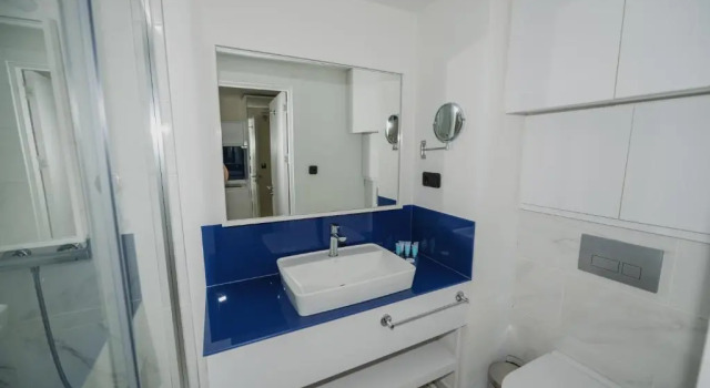 Студия Deluxe Orbi Sea Breeze Apartments