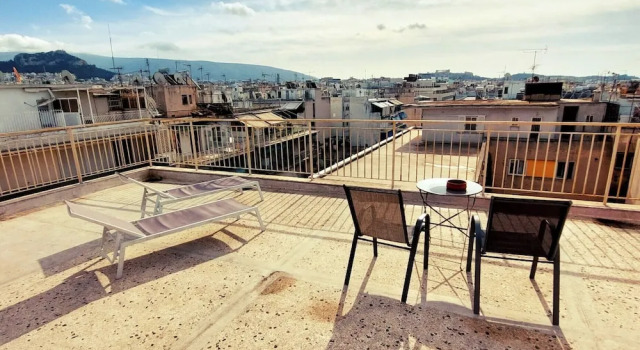 Студия Classic Studios & Shared Roof to Acropolis