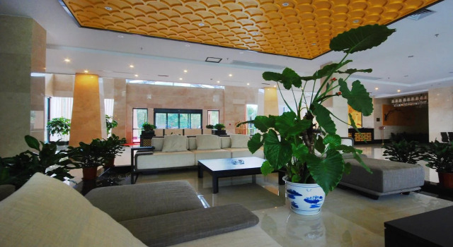 Ming Feng International Hotel