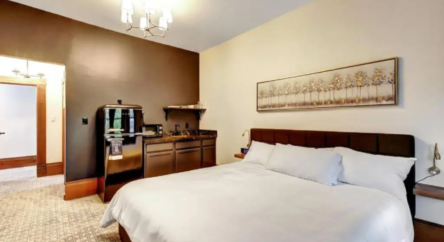 Семейная студия Golden Dreams Inn