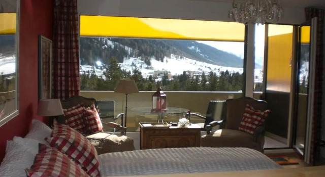 Студия Heart of Davos apartments