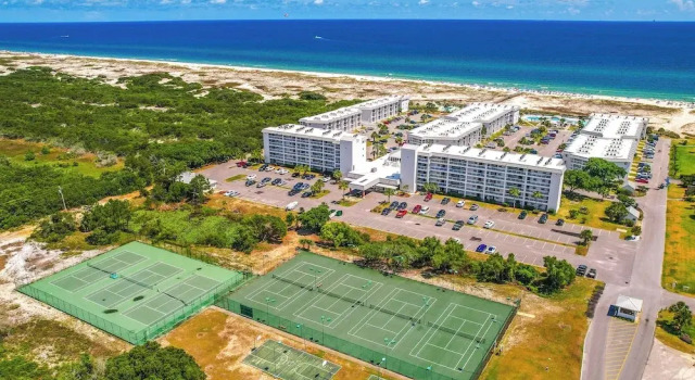 Walk to Beach! Gulf Shores Escape w/ Indoor Pool