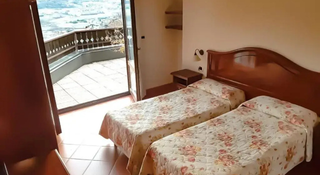 Двухместный номер Standard с балконом Hotel Panoramique