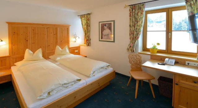 Апартаменты Hotel - Pension Felsenhof
