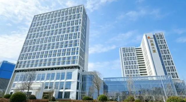 Fenghuang Grand Hotel, Забронировать Отель Яньтай Yantai Region