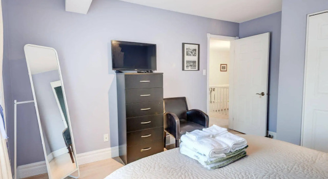 High Trees Bed & Breakfast, Varaa Hotelli Ottawa 