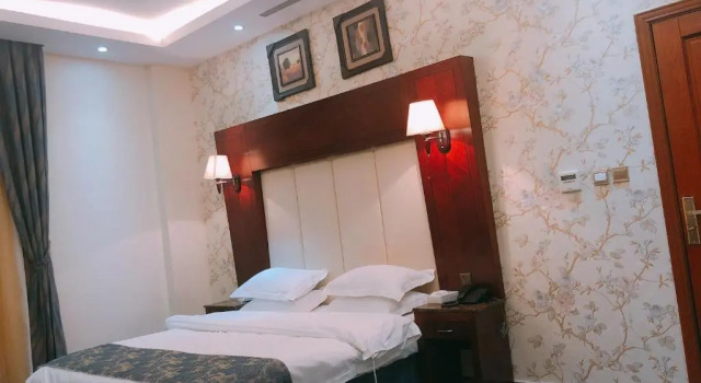 Люкс "أجنحة إيلاف الحمراء - شقق مخدومة اقتصادي Elaf Al Hamra Suites Economy Serviced Apartments