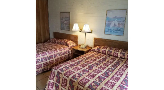 Beverly Crest Motor Inn, Rezerwuj Hotel Hotele w El Paso z parkingiem, Parking