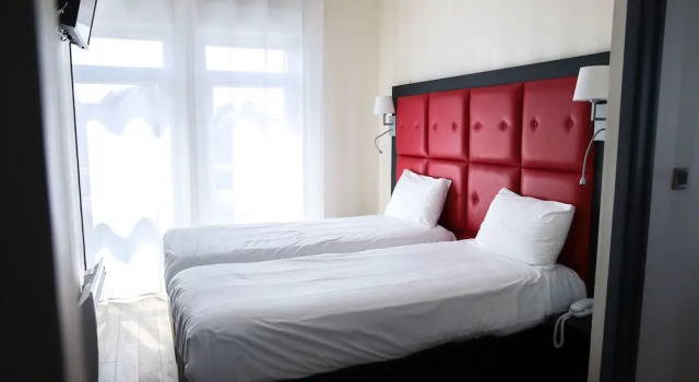 Logis Hôtel Saint Guirec Et De La Plage, Prenota Hotel Hotel SPA a Bretagna, SPA