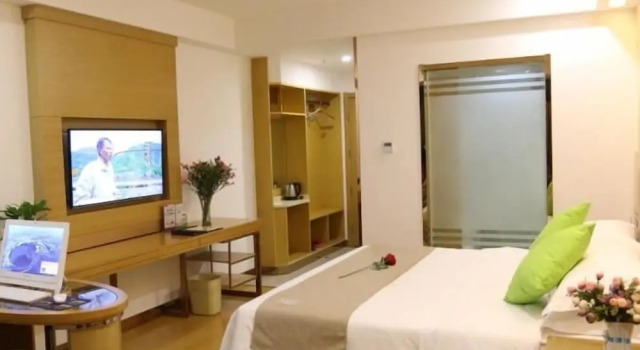 Номер Business GreenTree Inn Hefei Feidong New District Huishang City Express Hotel