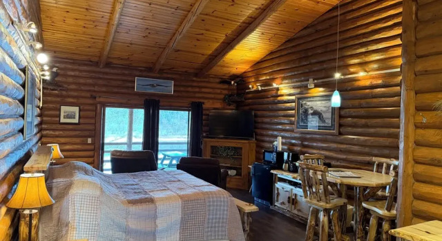 Номер Deluxe Cedar Lodge and Settlement
