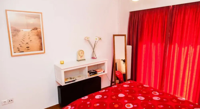 Апартаменты с 2 комнатами с балконом Calm Oasis Apartment in Marousi