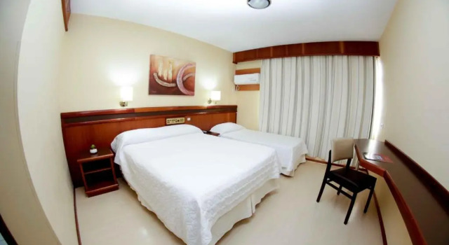 Трёхместный номер Luxury Susin Hotel