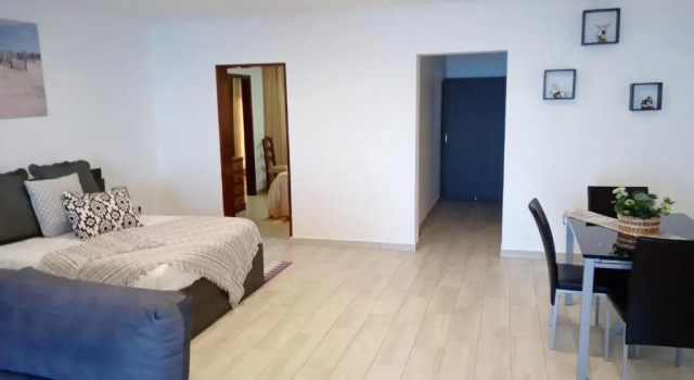 Arcos Grand Suites with pool