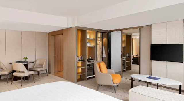 Двухместный люкс Sheraton Universal