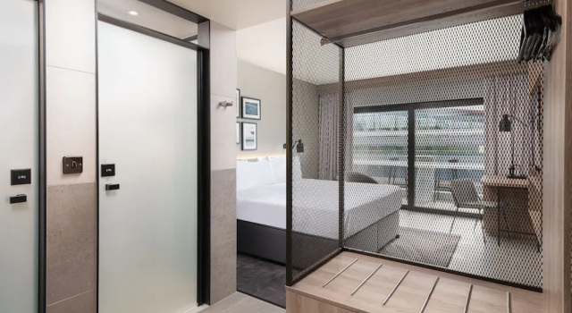Двухместный номер Standard с балконом Hilton Garden Inn Silverstone