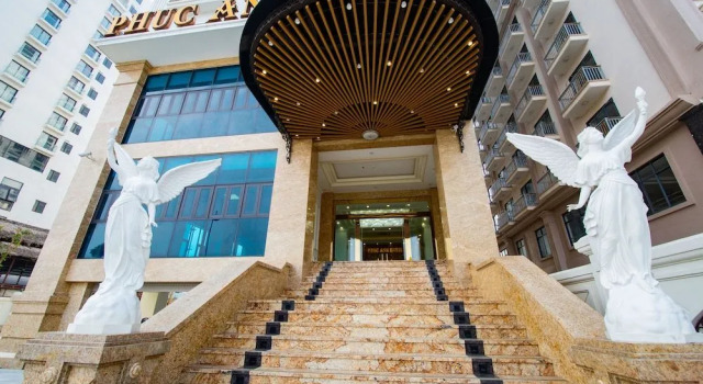 Phuc Anh Sam Son Hotel, Забронировать Отель Отели Тханьхоа́ с парковкой, Парковка