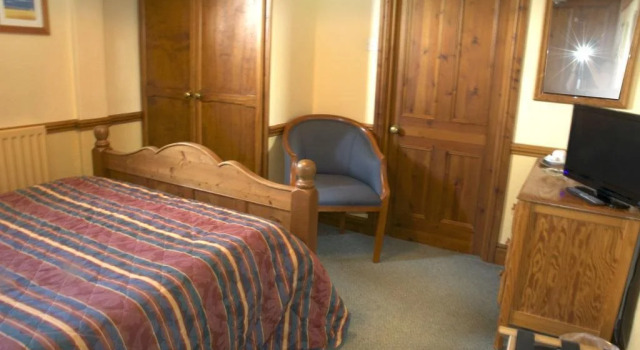 The Houndshill, Rezervați Hotel Hoteluri în Gloucestershire cu parcare, Parcare