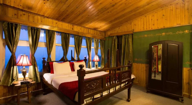 Люкс Cochrane Place By Teesta Hotels