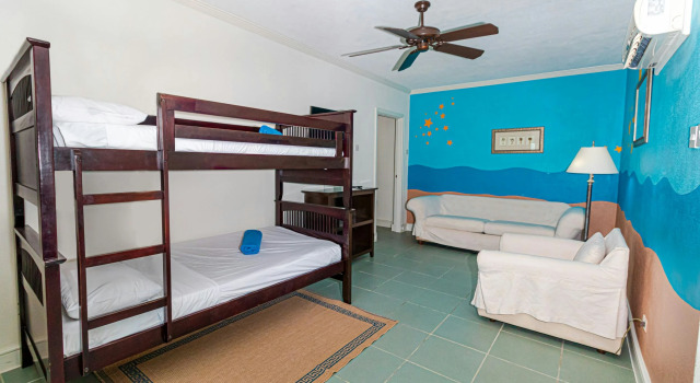 Savannah Beach Club Hotel, Rezervovat Hotel Hotely v Hastings se snídaní, Snídaně